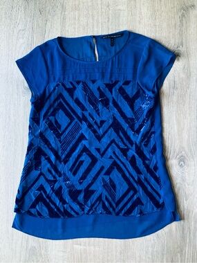 🆑 White House Black Market Capped Sleeve Blouse Size: 0